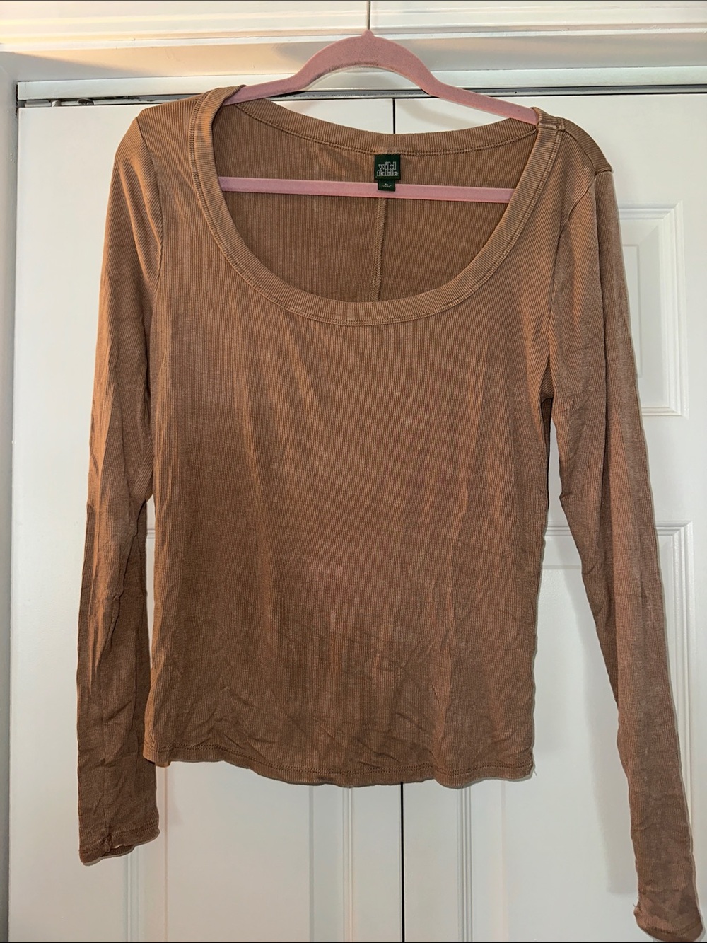 Wild fable Classic Scoop Neck Long-Sleeve Tops- Red, tan and white - Picture 2 of 12